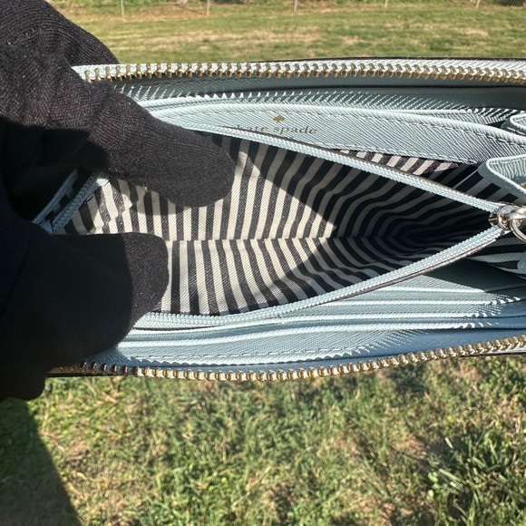 Kate Spade Long Zip Wallet Light Robin’s Egg Blue Leather Gold Hardware Preloved - Picture 13 of 13